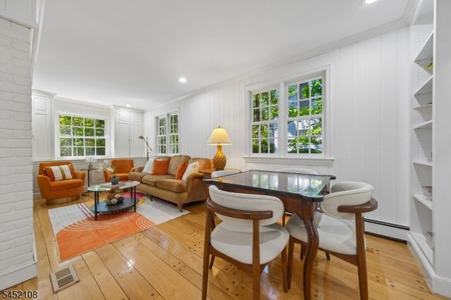 10 Delwick Ln, Millburn Twp., NJ 07078