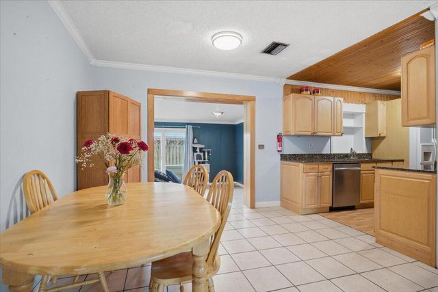 330 SE 6th Street, Pompano Beach, FL 33060