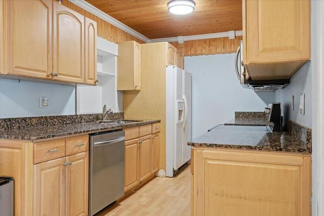 330 SE 6th Street, Pompano Beach, FL 33060