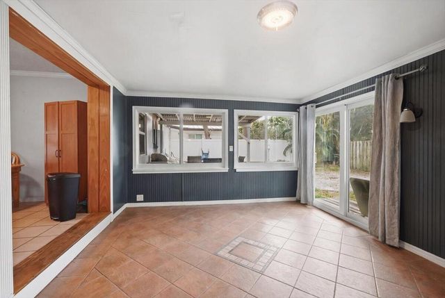 330 SE 6th Street, Pompano Beach, FL 33060