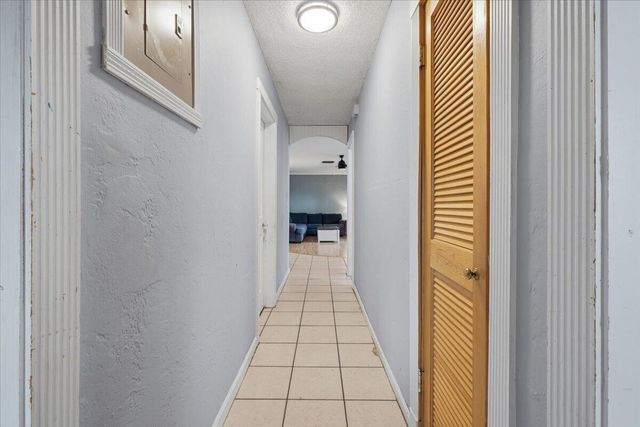 330 SE 6th Street, Pompano Beach, FL 33060