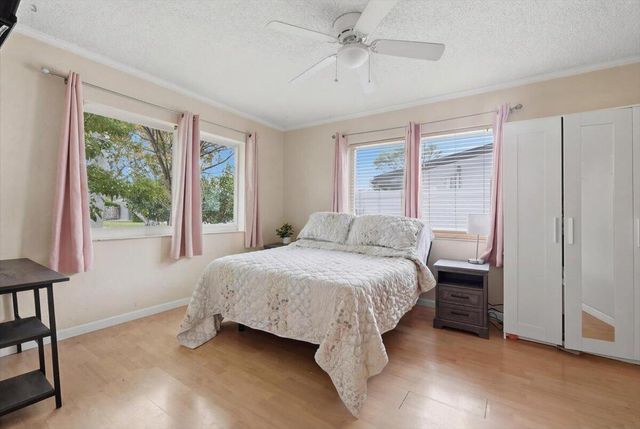 330 SE 6th Street, Pompano Beach, FL 33060