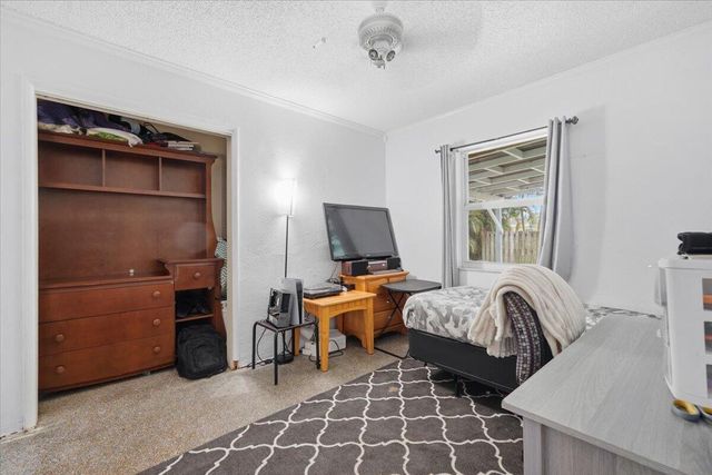 330 SE 6th Street, Pompano Beach, FL 33060