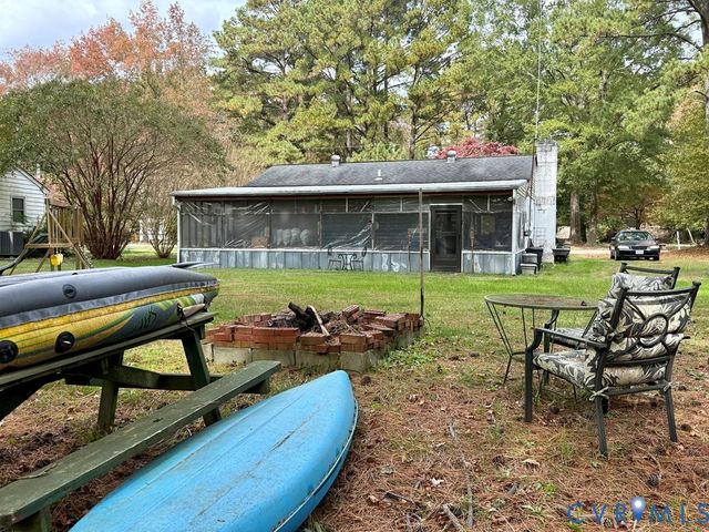 351 E Bay Drive, White Stone, VA 22578