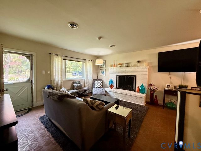 351 E Bay Drive, White Stone, VA 22578