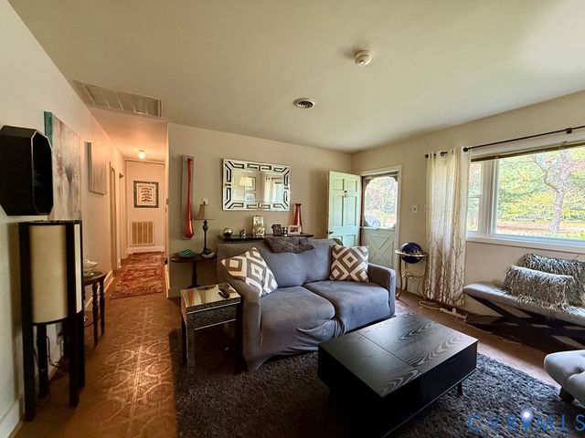 351 E Bay Drive, White Stone, VA 22578