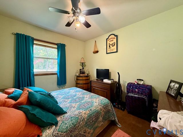 351 E Bay Drive, White Stone, VA 22578