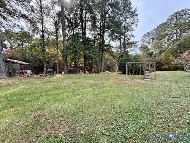 351 E Bay Drive, White Stone, VA 22578