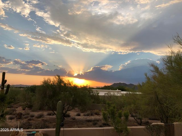 34800 N Sunset Trail, Cave Creek, AZ 85331