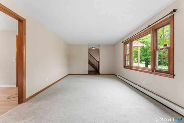 75 Grissom Road, Manchester, CT 06042