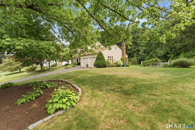 75 Grissom Road, Manchester, CT 06042