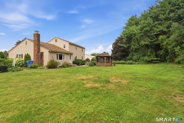 75 Grissom Road, Manchester, CT 06042
