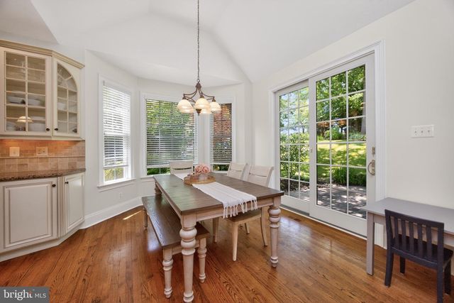 28 CHERRY FARM LN, West Chester, PA 19382