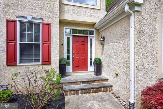 28 CHERRY FARM LN, West Chester, PA 19382