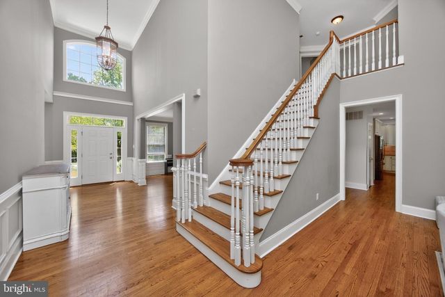 28 CHERRY FARM LN, West Chester, PA 19382