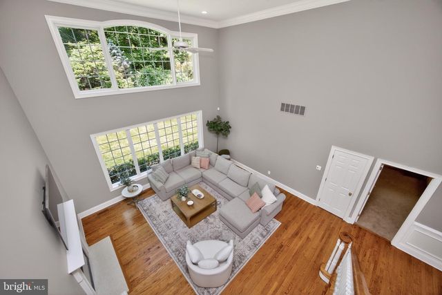 28 CHERRY FARM LN, West Chester, PA 19382