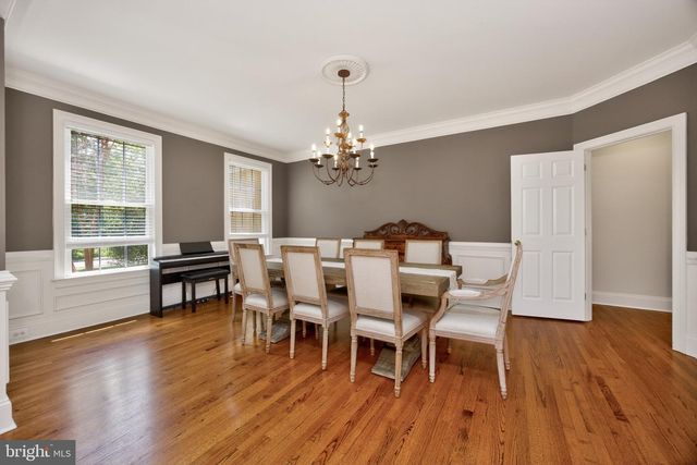 28 CHERRY FARM LN, West Chester, PA 19382