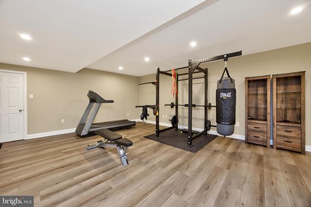 28 CHERRY FARM LN, West Chester, PA 19382