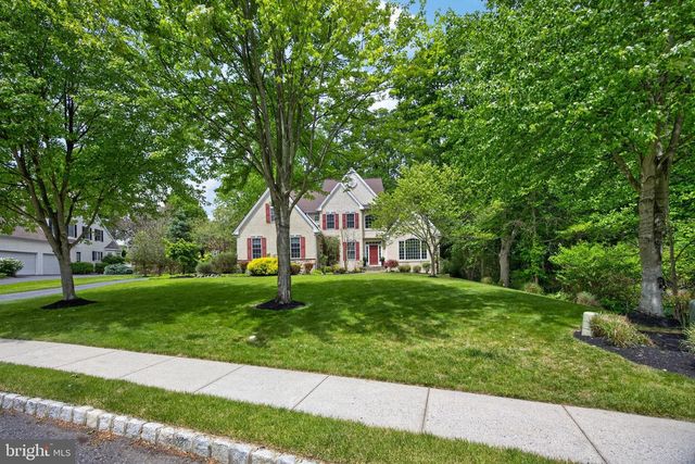 28 CHERRY FARM LN, West Chester, PA 19382