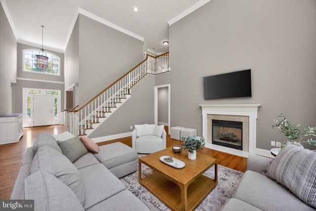 28 CHERRY FARM LN, West Chester, PA 19382