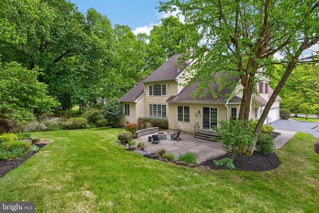 28 CHERRY FARM LN, West Chester, PA 19382