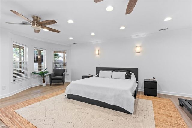 916 Baillio DR, Virginia Beach, VA 23454