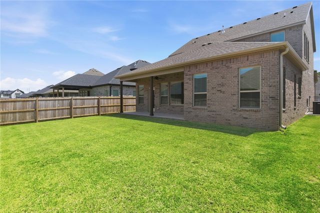 3004 S 14th Street, Rogers, AR 72758