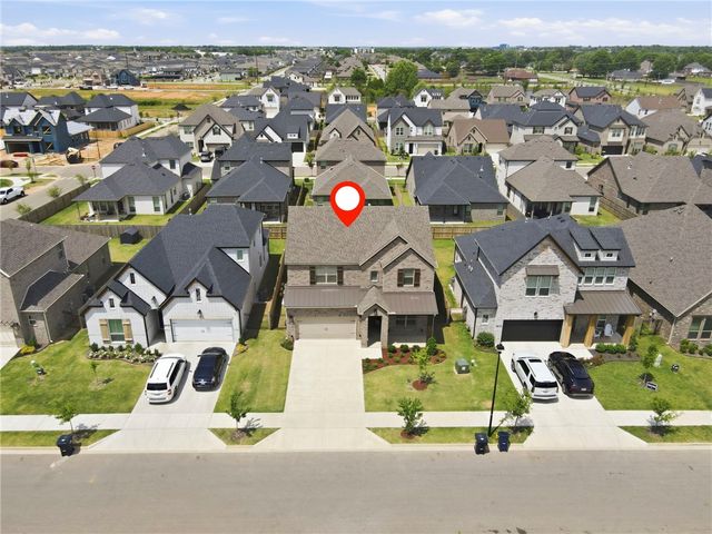3004 S 14th Street, Rogers, AR 72758
