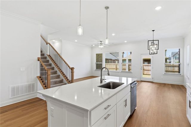 3004 S 14th Street, Rogers, AR 72758