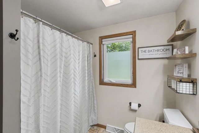 N2674 County Road V, Lodi, WI 53555