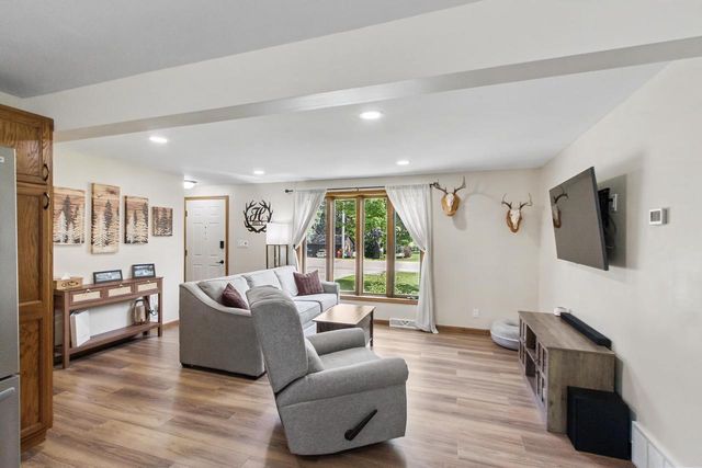 N2674 County Road V, Lodi, WI 53555