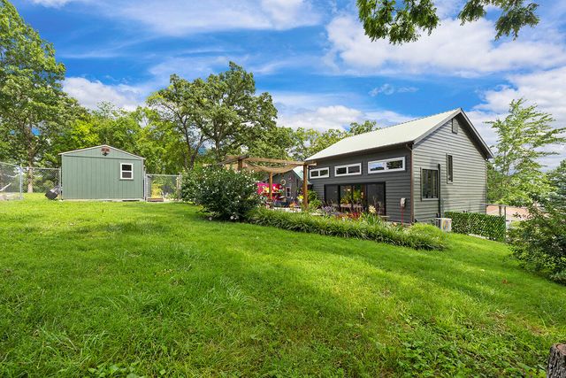 540 Dale Avenue, Hollister, MO 65672