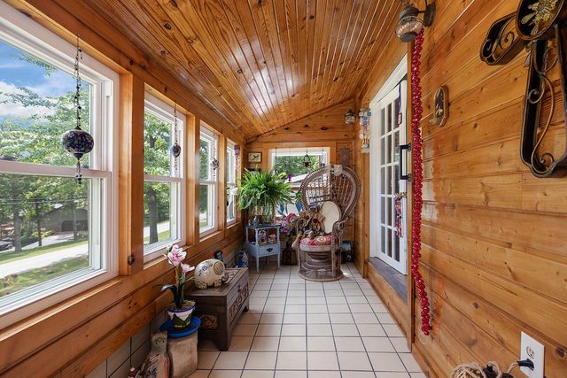 540 Dale Avenue, Hollister, MO 65672