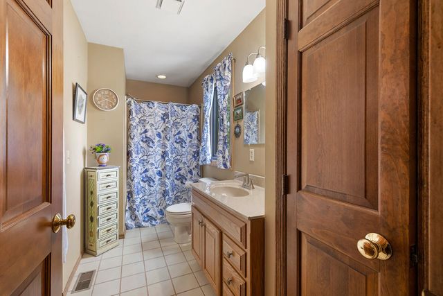 540 Dale Avenue, Hollister, MO 65672