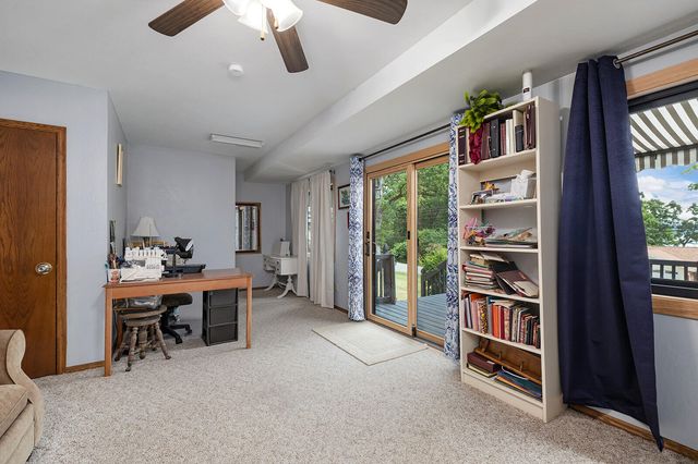 540 Dale Avenue, Hollister, MO 65672