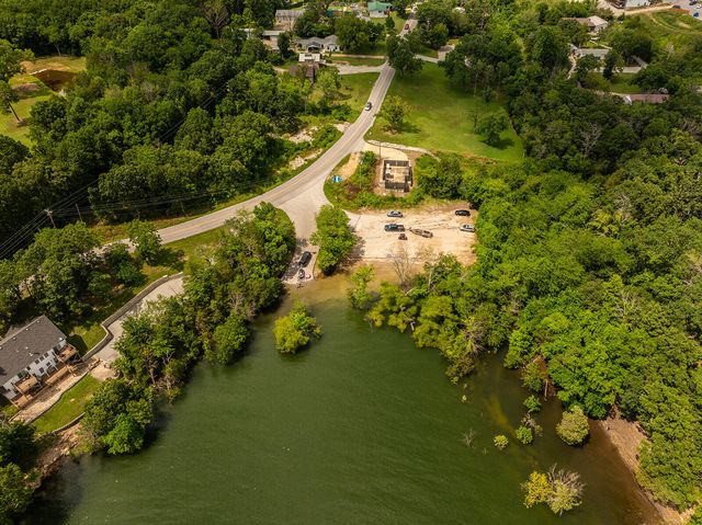 540 Dale Avenue, Hollister, MO 65672