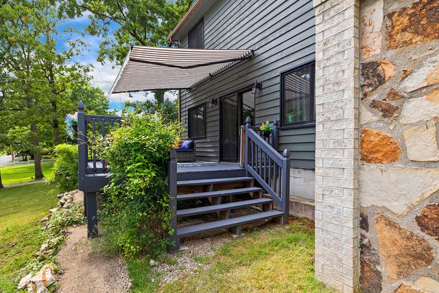 540 Dale Avenue, Hollister, MO 65672