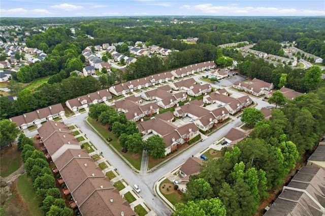 304 Gable Brook Drive, Grayson, GA 30017