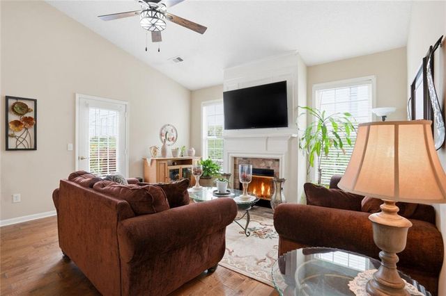 304 Gable Brook Drive, Grayson, GA 30017