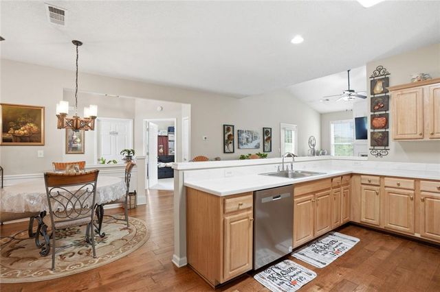 304 Gable Brook Drive, Grayson, GA 30017