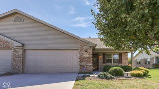2913 S Wind Chime Circle, Greenwood, IN 46143