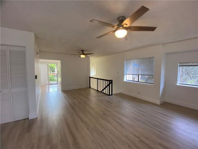 191 Wimbledon Lake Drive, Plantation, FL 33324