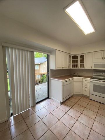 191 Wimbledon Lake Drive, Plantation, FL 33324