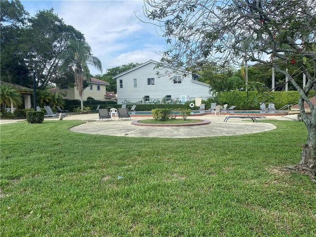 191 Wimbledon Lake Drive, Plantation, FL 33324