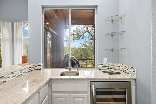 10003 Baxter LN, Austin, TX 78736