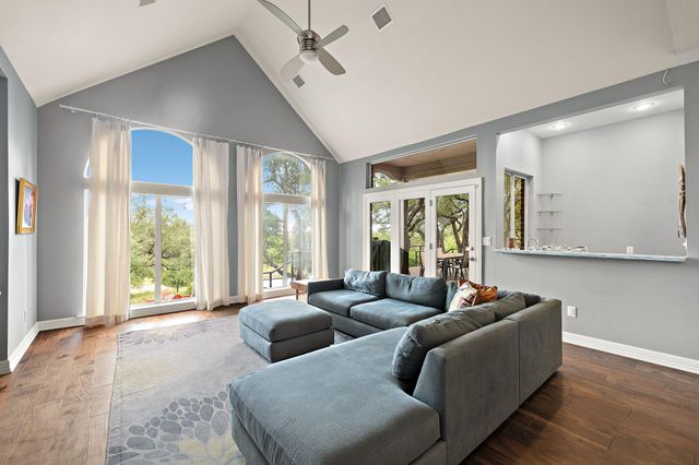 10003 Baxter LN, Austin, TX 78736