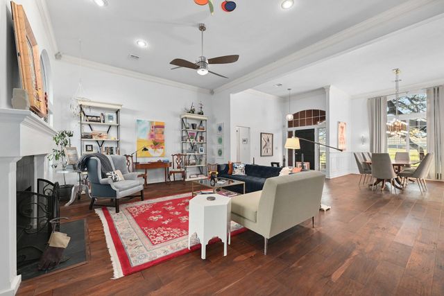 10003 Baxter LN, Austin, TX 78736