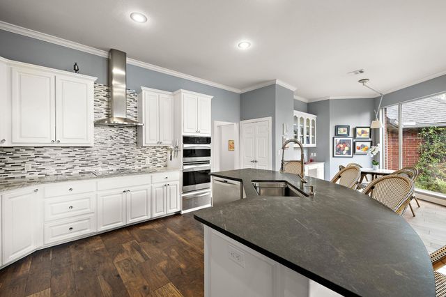 10003 Baxter LN, Austin, TX 78736