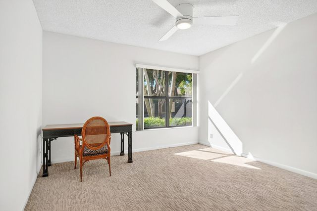 5021 Oak Hill Lane 115, Delray Beach, FL 33484