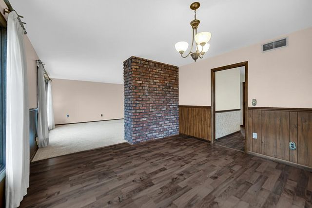 6955 Briergate Court, Demotte, IN 46310